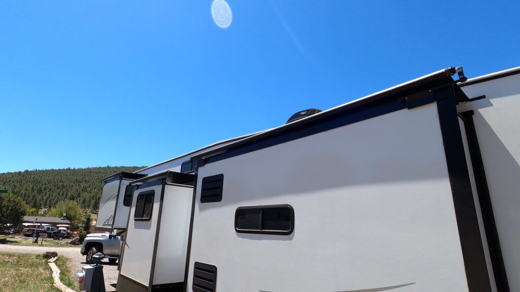 RV with Slideout Toppers
